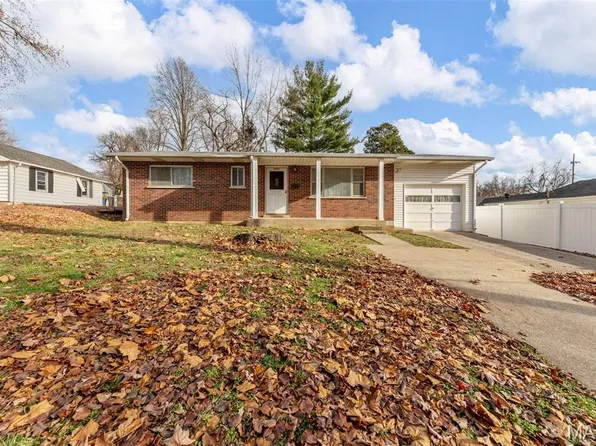 3902 Jane Ave, Saint Ann, MO 63074