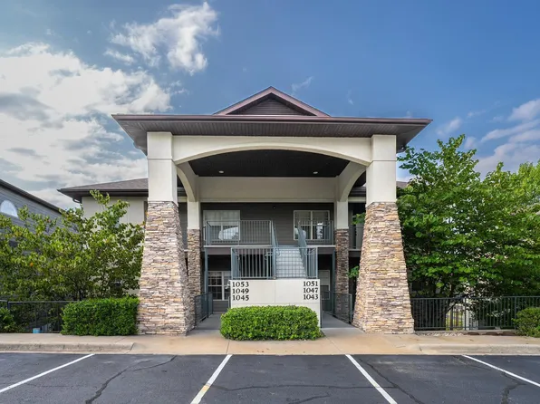 1049 Golf Drive, Branson West, MO 65737
