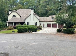 10095 Fairway Village Dr, Roswell, GA 30076