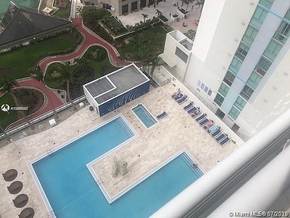 3rd image of 325 Biscayne Blvd APT 2524