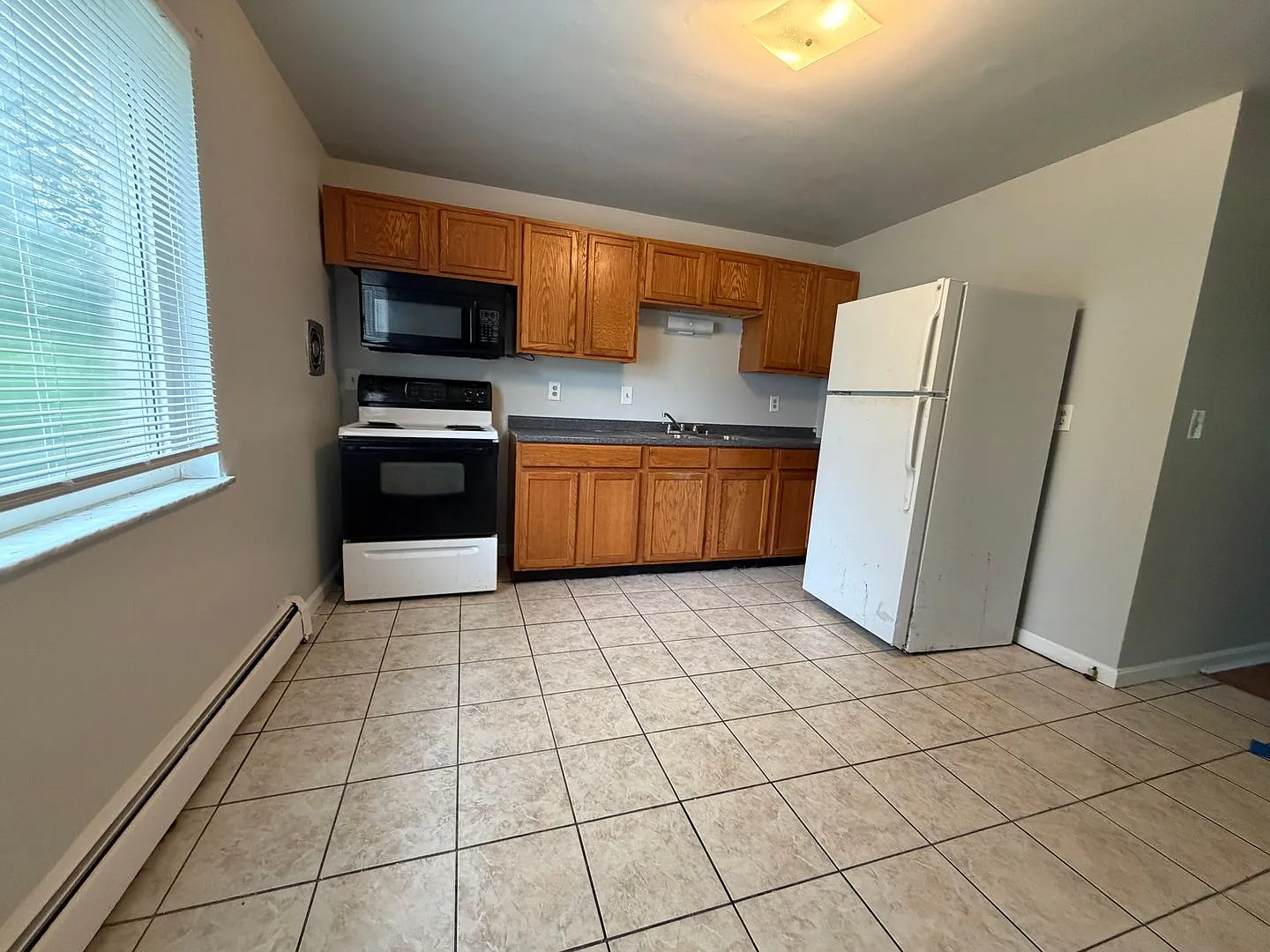 Clovernook Chateau Apartments — Photo 3