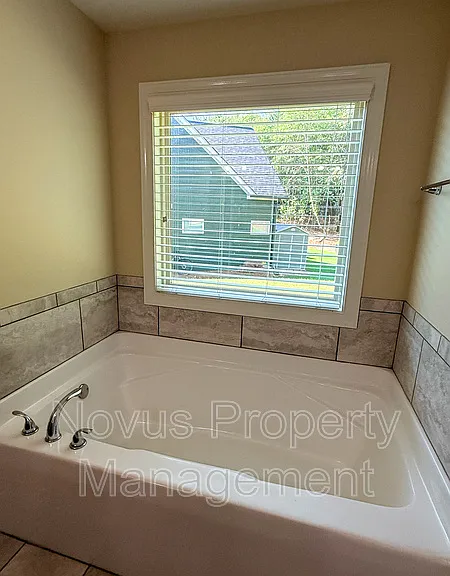 338 Brookstone Dr — Photo 26