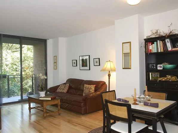 3883 Connecticut Ave NW, Washington, DC 20008