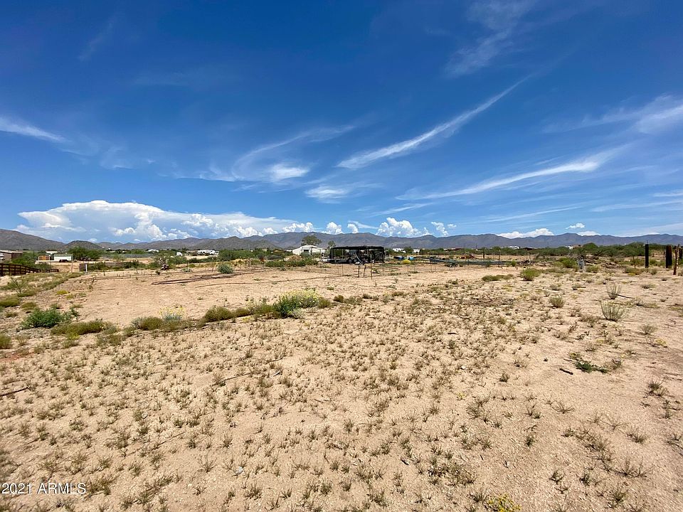 1st image of 22905 W Painted Acres Ln