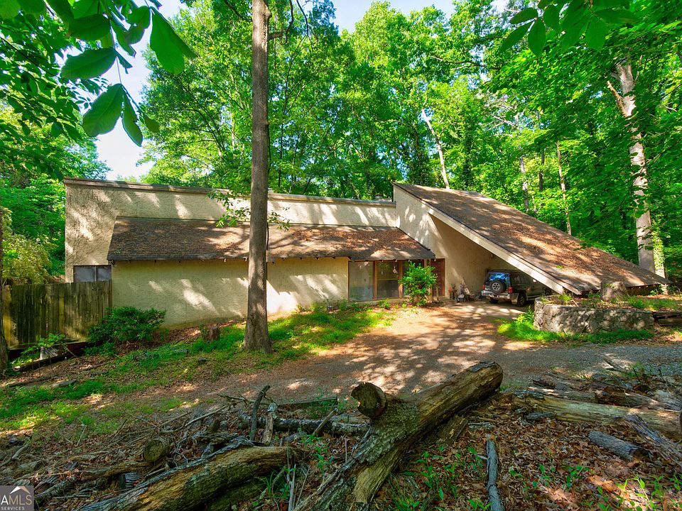 1st image of 1265 Summit Rd