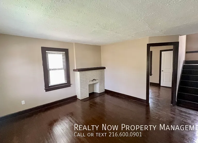11100 Lincoln Ave — Photo 8