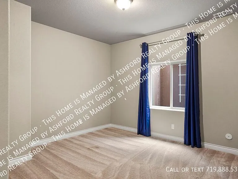 7215 Rim Bluff Ln — Photo 25