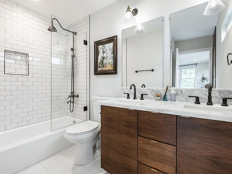 4039 Clayton Ave — Photo 14