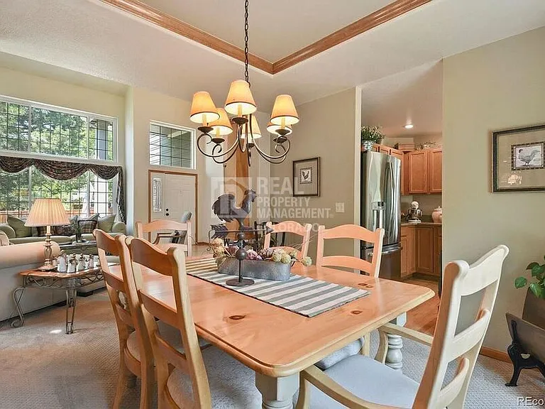 10110 Flagstone Way — Photo 14