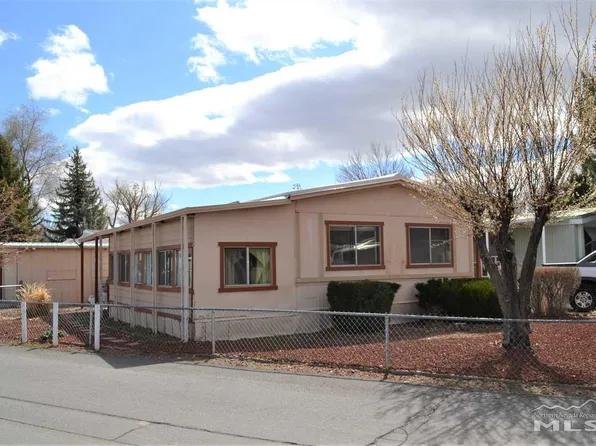 1337 Bishops Cir, Gardnerville, NV 89410