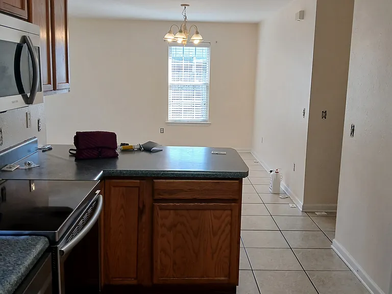 2514 Shady Oak Ct #B — Photo 9