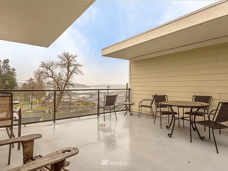 5321 N Pearl St #204 — Photo 18