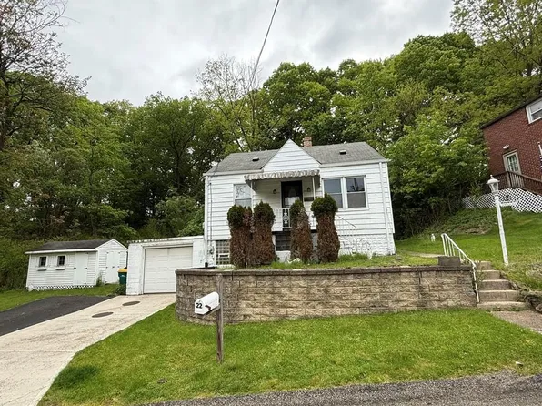 22 Oak Dr, Pittsburgh, PA 15214