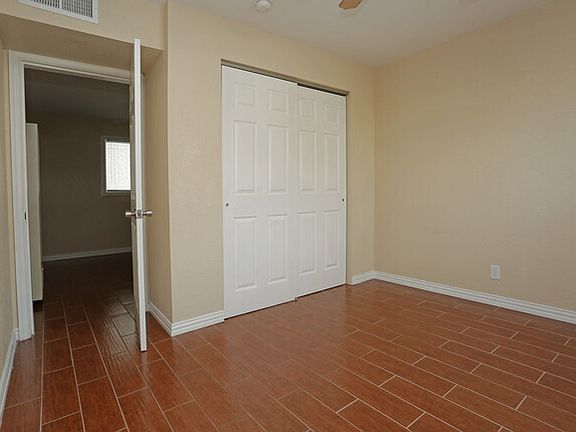 2nd image of 5125 Trowbridge Dr #5