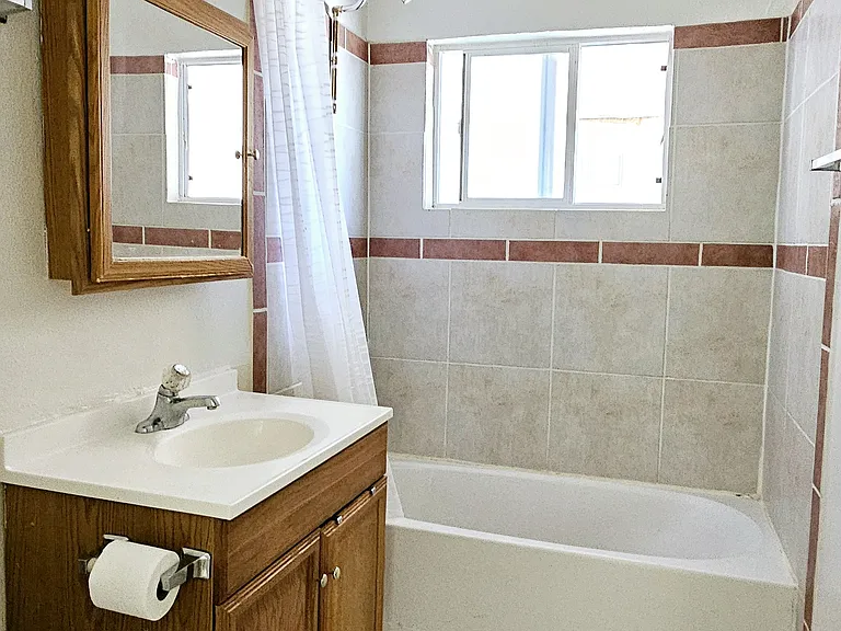 1120 N Miranda St — Photo 12