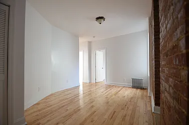 Rented by CITY SKYLINE REALTY INC