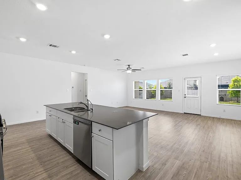14014 Roller Mls — Photo 17
