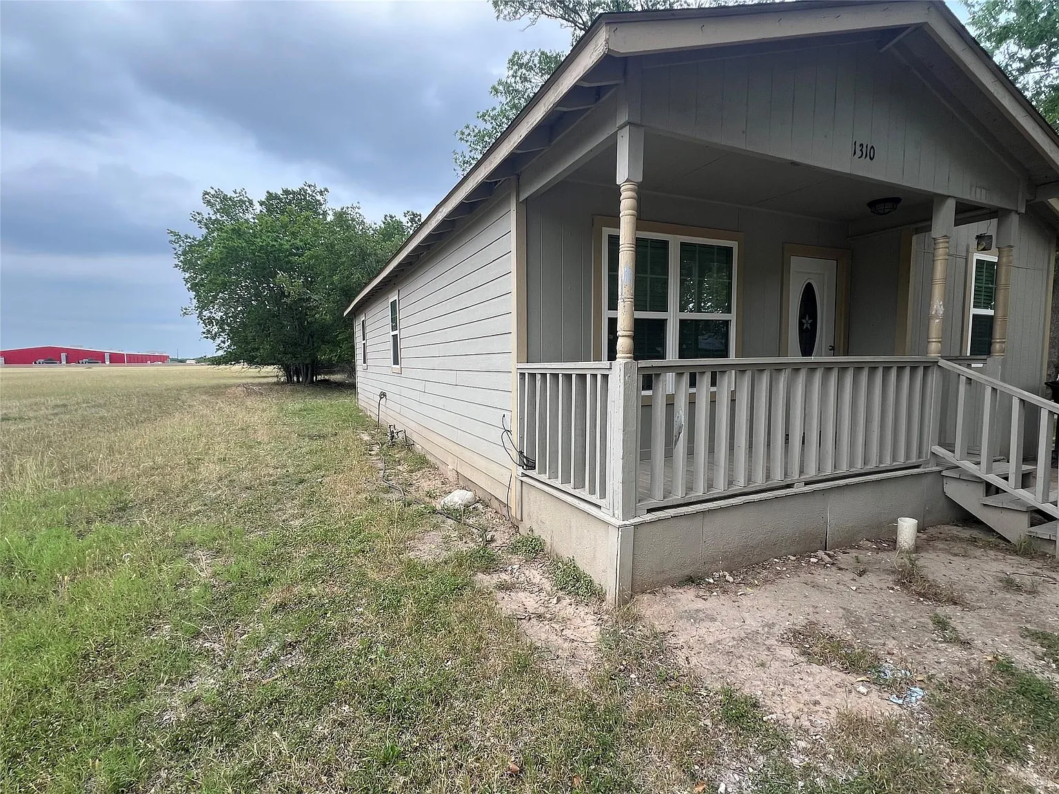 3 bed, 2.0 bath, 1040 sqft, $1,650 — Photo 3