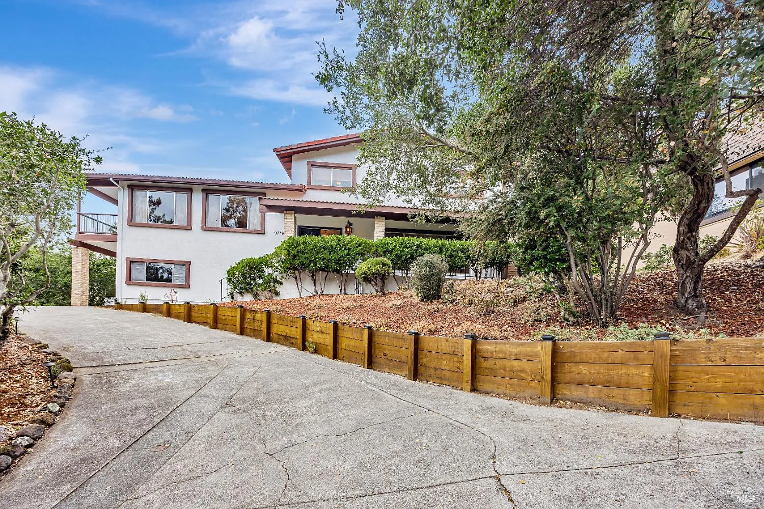2719 Rancho Cabeza Drive photo 1