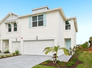 491 Salisbury Cir, Fort Pierce, FL 34982