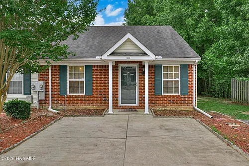 301 Beech Ln Photo 1