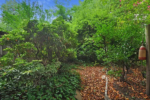 Rented by Corcoran | media 10