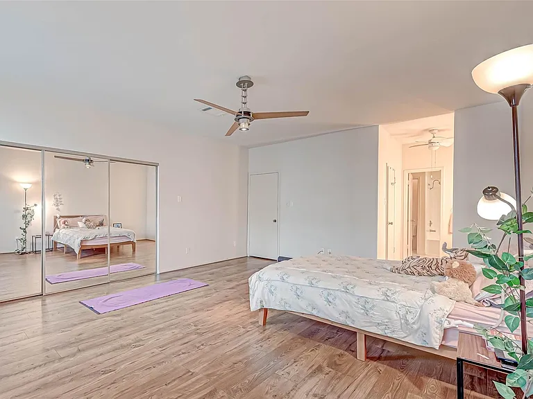 3780 Tanglewilde St #604 — Photo 34