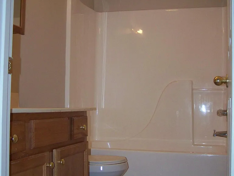 4505 Meadowlark Manor Ln — Photo 7