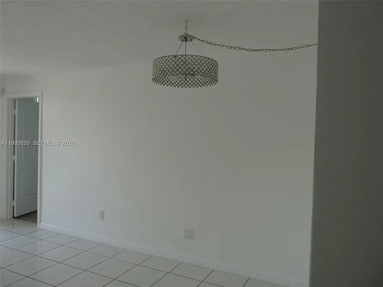 14611 N Kendall Dr #304L — Photo 13