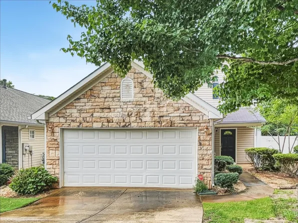 125 Cobbler Cove Dr, Dallas, GA 30132