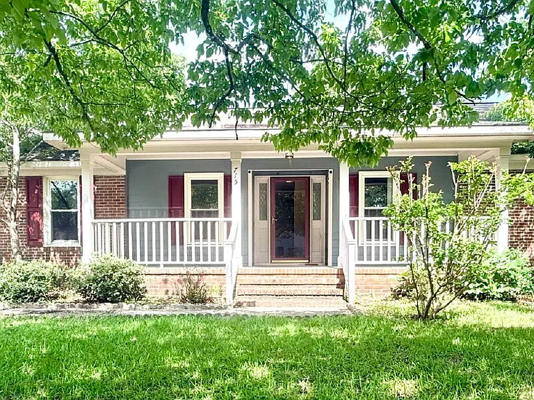 715 Prestige Blvd — Photo 1