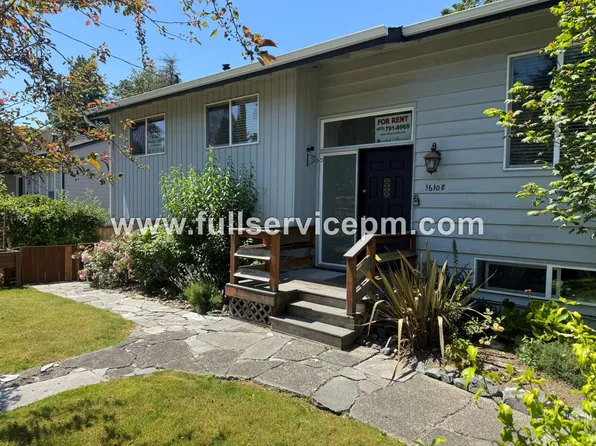 16108 22nd Ave W Unit 1, Lynnwood, WA 98087