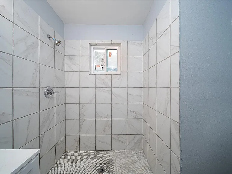 3120 Stonewall St — Photo 6