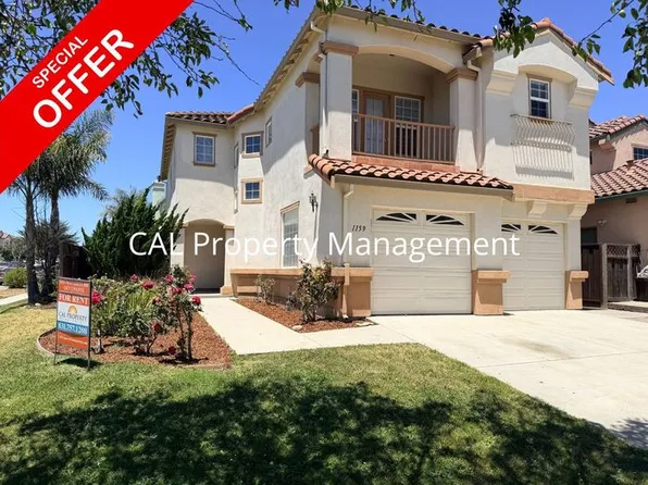 1159 Cobblestone St, Salinas, CA 93905