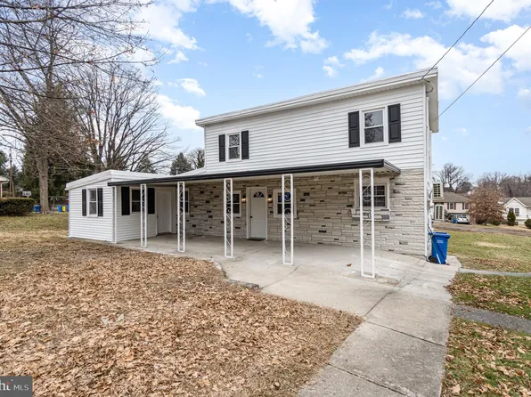 750 S 6th St, Steelton, PA 17113