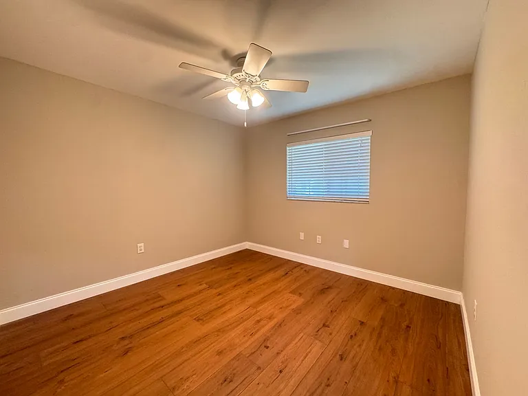 5619 Colonial Oaks Blvd — Photo 21
