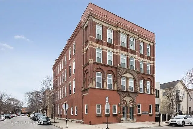 1517 N Paulina St #1F — Photo 1