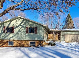 4404 S Oak Ridge Ave, Sioux Falls, SD 57103