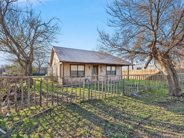 1058 Lincoln City Rd, Elm Mott, TX 76640