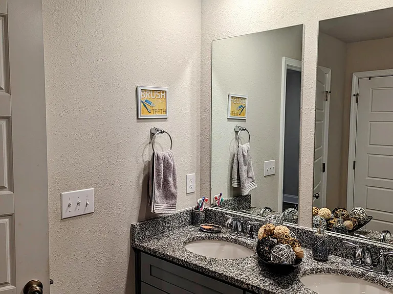 10404 Willow Leaf Dr — Photo 20