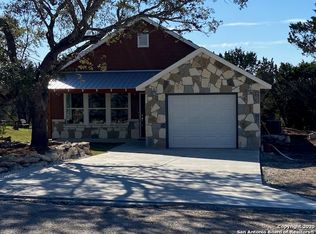 1298 Live Oak Dr, Spring Branch, TX 78070