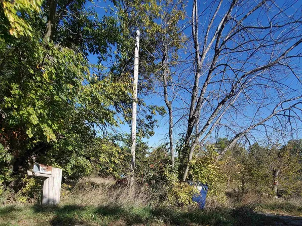 10113 Carson St, Spring Hill, IA 50125