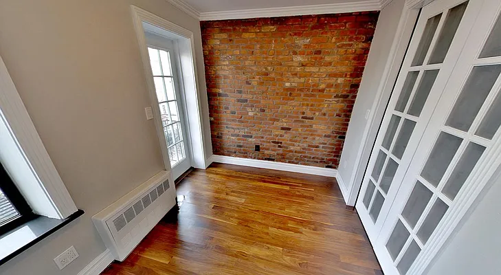 Rented by REAL New York | media 6