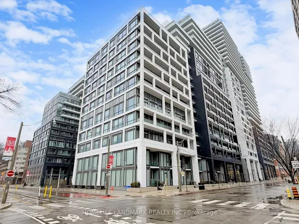 60 Princess St #1419, Toronto, ON M5A 2C7