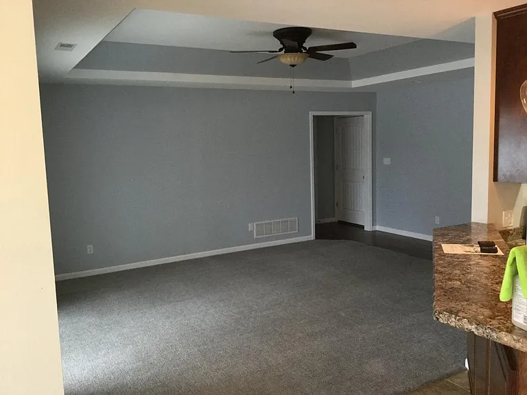 4713 Rainbow Dr — Photo 8