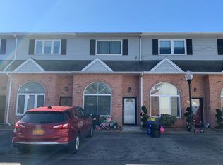 37 Seneca Loop, Staten Island, NY 10314
