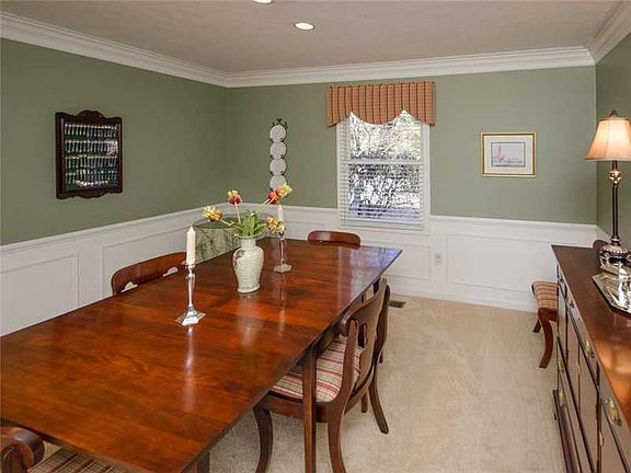 5th image of 928 Copperwood Dr