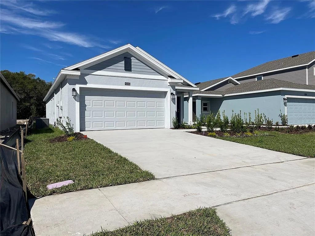 3 bed, 2.5 bath, 1432 sqft, $2,150 — Photo 2