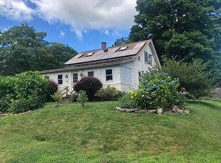10 Pleasant St, Erving, MA 01344