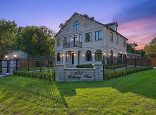 452 Rothesay Pl, Burlington, ON L7N 3E3